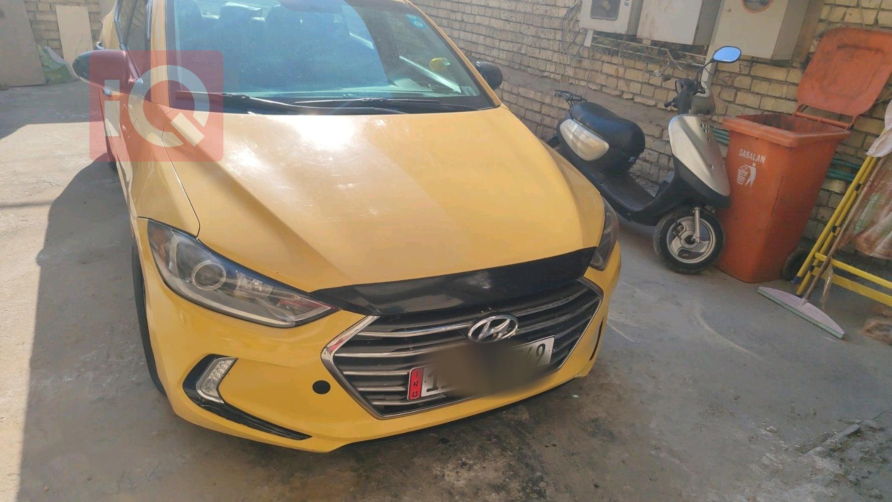 هیۆندای ئەلەنترا